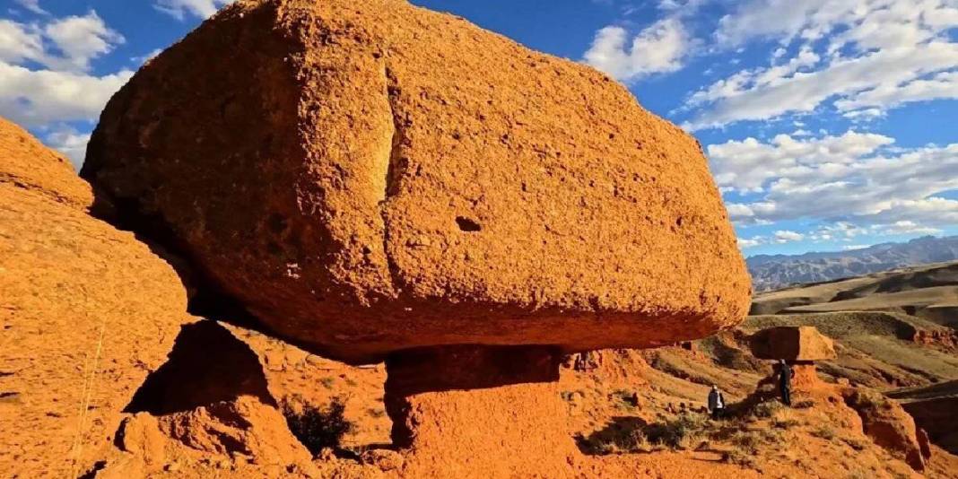 Manzara Amerika’dan değil Kars’tan! Bir doğa harikası daha viral oldu: Görmek için dağ tepe aşılıyor, tüm zahmete değiyor 2